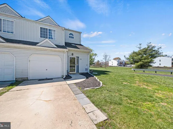 35 Caraway Ct, Lumberton, NJ 08048