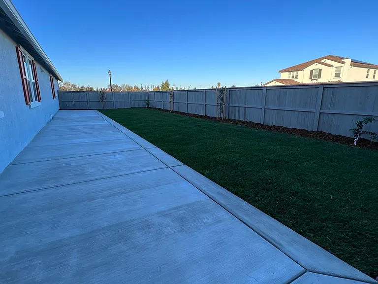 1400 Van Zee Dr — Photo 25