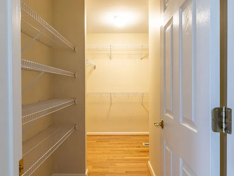158 Burnet St — Photo 44