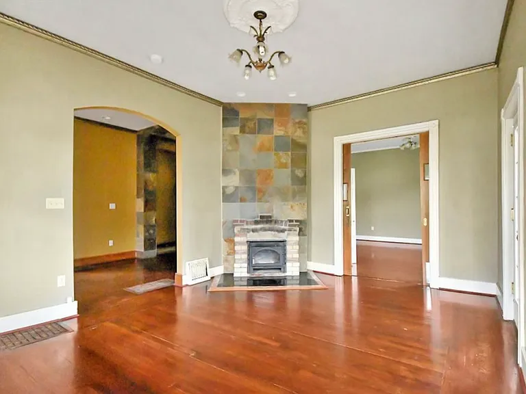 428 Hawthorne Ave #1 — Photo 1