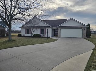 434 Rampart Dr, Fort Wayne, IN 46845