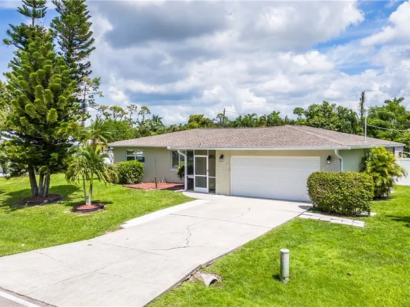 8724 Beacon St, Fort Myers, FL 33907