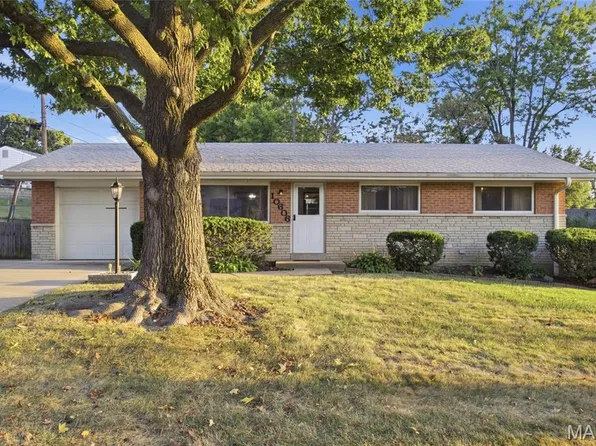10606 Scotland Dr, Saint Louis, MO 63114