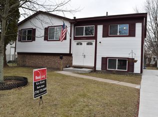 15460 Anthony St, Romulus, MI 48174