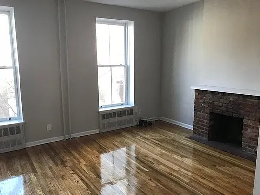 Rented by Friedman Roth Realty | media 40