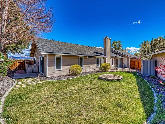 4th image of 1797 Linden Ct