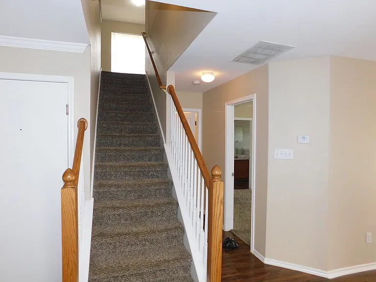 9013 Barkwood — Photo 10