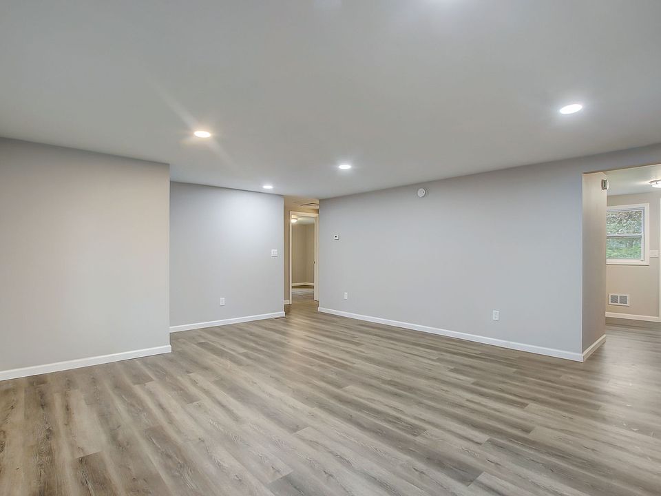 7661 Harcourt Rd, Indianapolis, IN 46260 Zillow