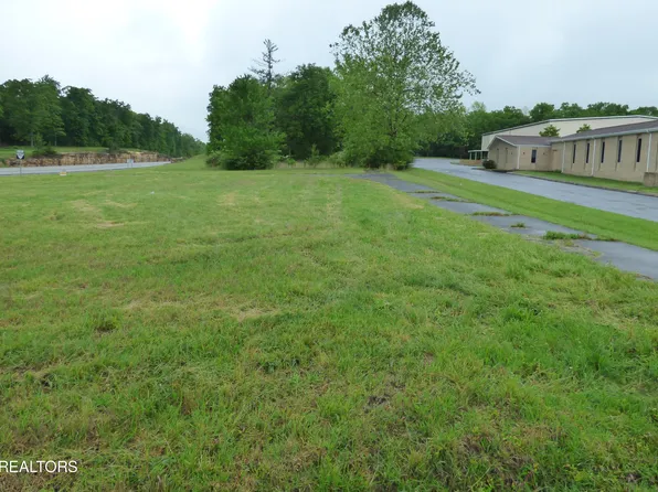 1916 Sparta Hwy, Crossville, TN 38572