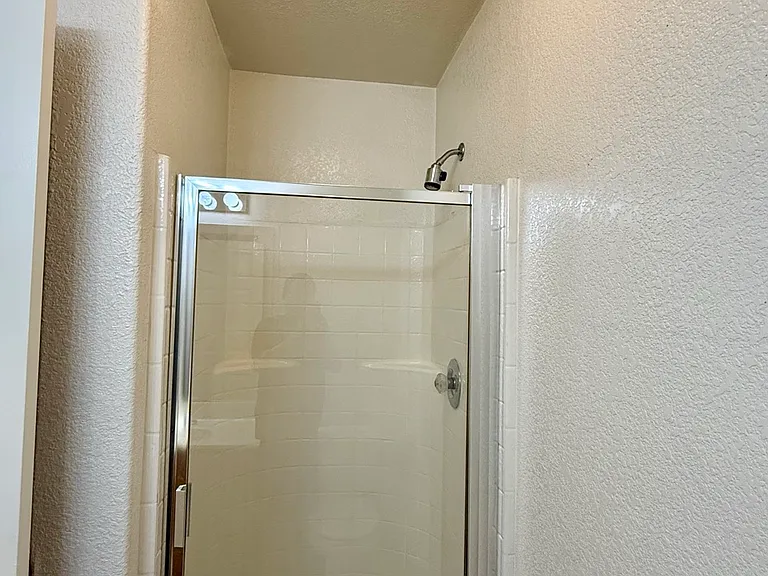 1273 W Swan Ct — Photo 29