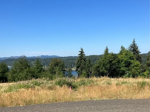 3 E Lone Fir Drive Drive E #Div 2, Shelton, WA 98584