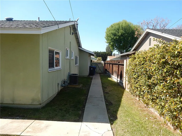 8000 Sale Ave — Photo 14