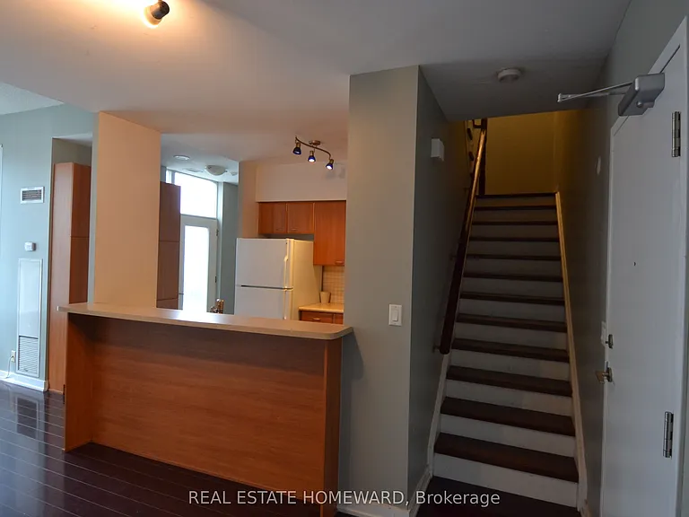 38 Lee Centre Dr #126 — Photo 6