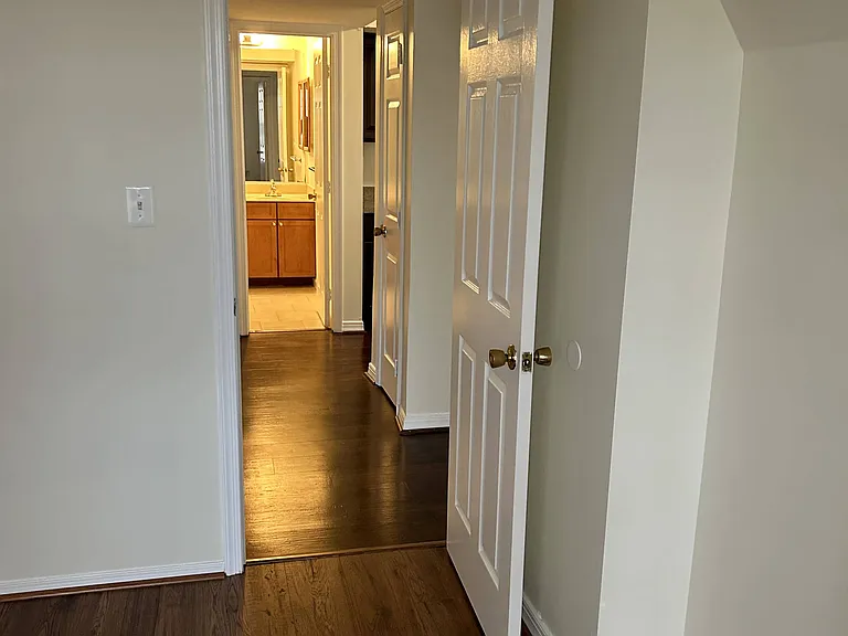 4418 Lord Loudoun Ct #132 — Photo 30
