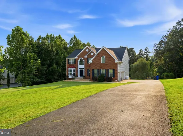 11561 Highland Farm Ct, La Plata, MD 20646