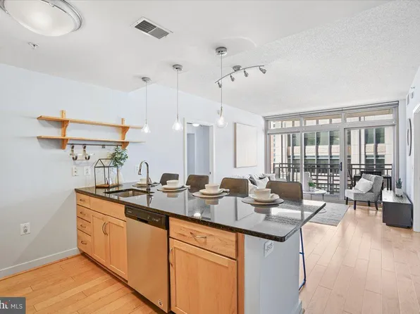 888 N Quincy St Unit 1509, Arlington, VA 22203