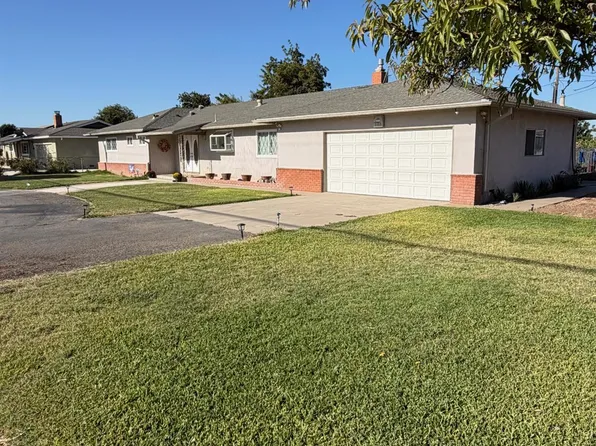 10413 Pioneer Ave, Oakdale, CA 95361