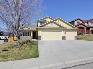 898 W Hillside Pl, Nampa, ID 83686