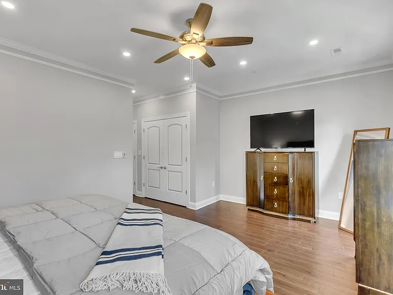 1167 Morse St NE #1 — Photo 28