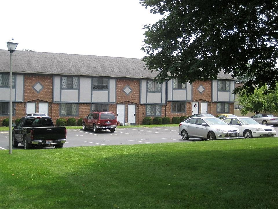 two marked spots per unit