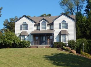 1503 Squire Ridge Dr, Sewickley, PA 15143