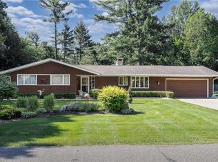 3611 Pine Pl, Eau Claire, WI 54701