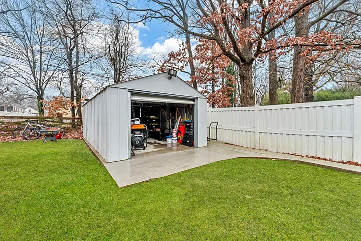 6417 Glenoak Ave — Photo 14