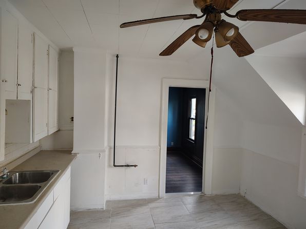 147 Wecker St UNIT 2