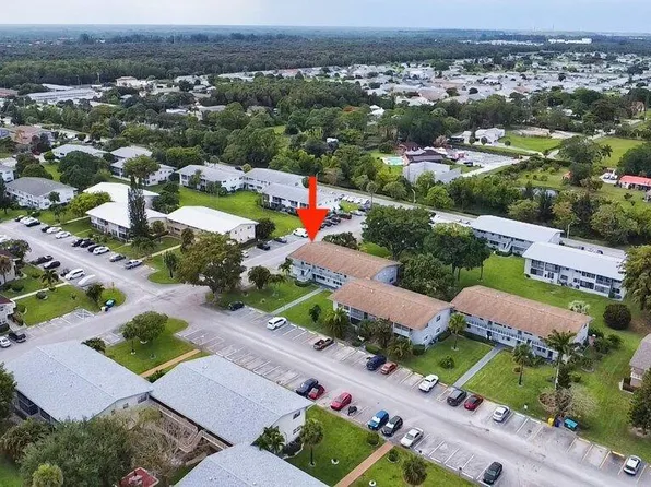 253 Coventry E, West Palm Beach, FL