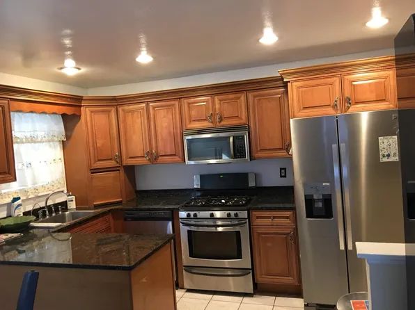 1128 Lydig Ave Floor 2, Bronx, NY 10461