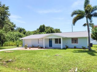 2551 Yucca Rd, Venice, FL 34293
