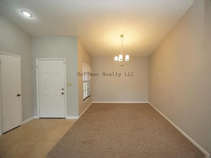 8755 Hampden Dr — Photo 9