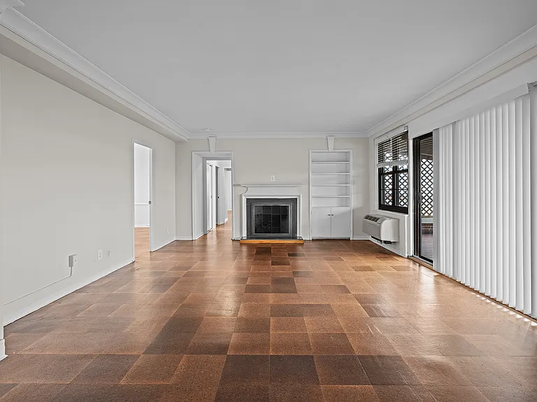Broadview Apartments — Photo 23