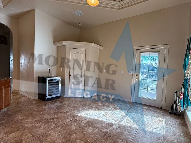 4648 Mesa Rico Dr — Photo 12