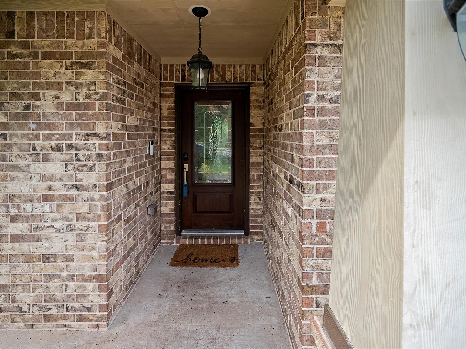 4 bed, 3.5 bath, 2503 sqft, $2,600 — Photo 4