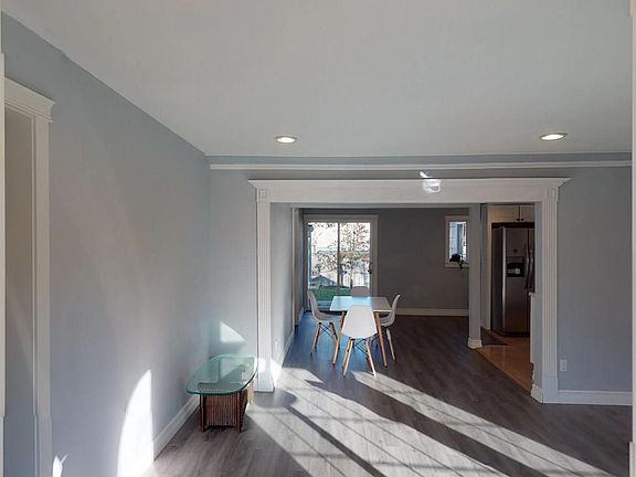 4th image of 575 Vista Ave SE