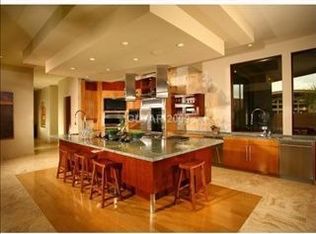 14 Ridge Blossom Rd, Las Vegas, NV 89135