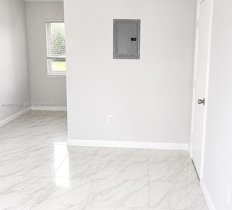 1st image of 14399 NE 5th Pl APT 3