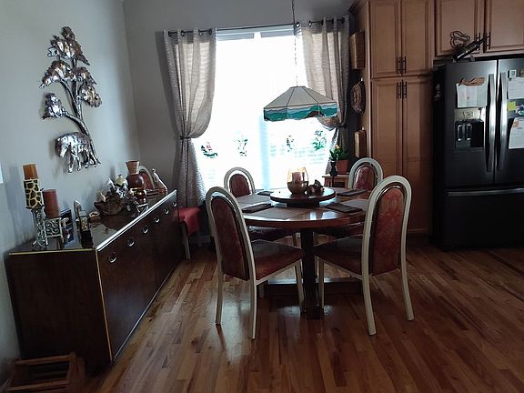 5th image of 243 Brimfield Dr