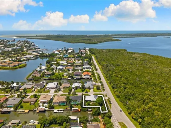401 Panay AVE, NAPLES, FL 34113