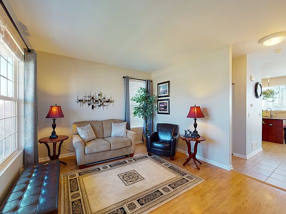 FRONT ROOM - OFFICE -  GAME ROOM