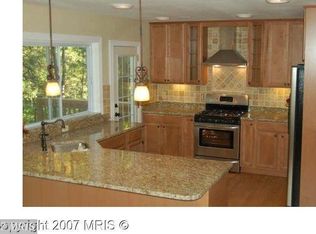 14101 Manorvale Rd, Rockville, MD 20853