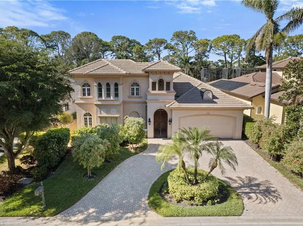 245 Charleston CT, NAPLES, FL 34110