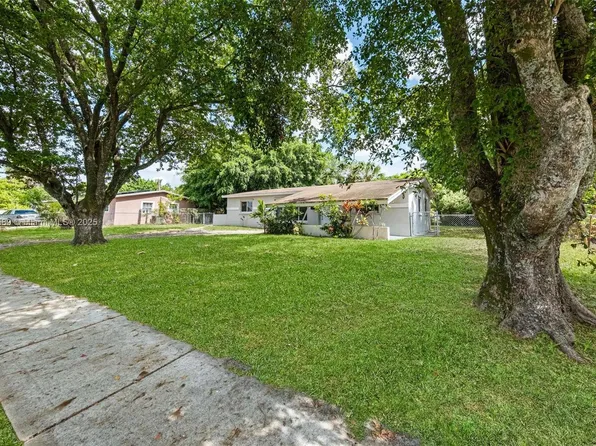 3841 NW 7th Ct, Fort Lauderdale, FL 33311