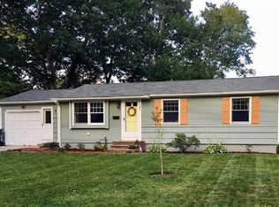 184 Viceroy Rd, Warwick, RI 02886