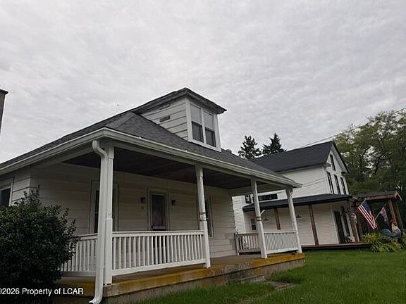 2nd image of 772 Mainville Dr