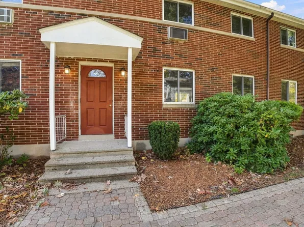 31 Wilson Dr Unit 31, Framingham, MA 01702