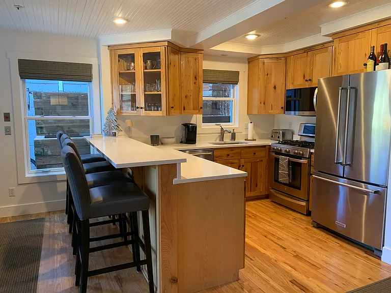 311 Woodside Ave — Photo 5