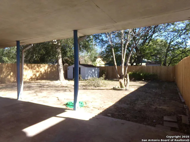 2422 Buffalo Pass Dr — Photo 18