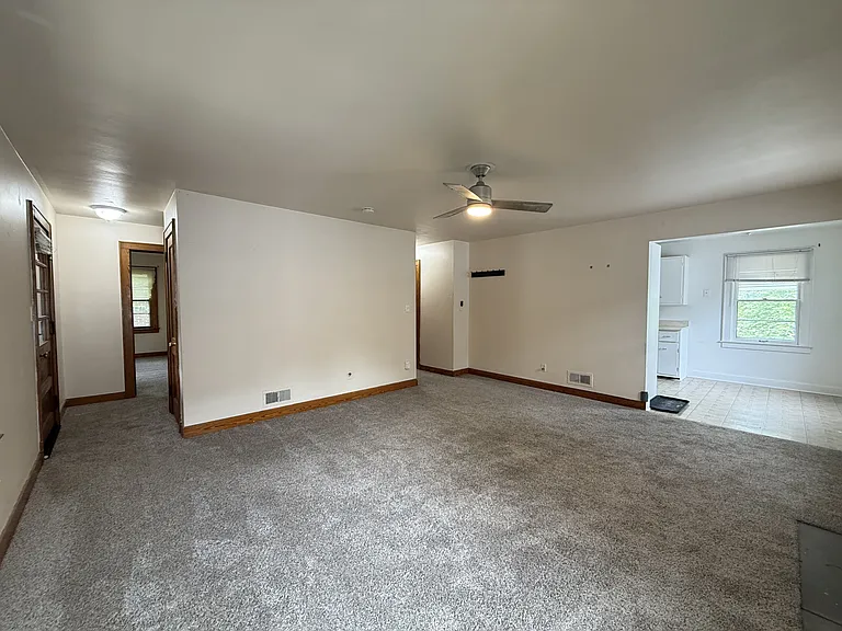 1514 Golden Ave — Photo 10